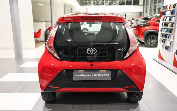 Toyota Aygo cena 38850 przebieg: 56102, rok produkcji 2015 z Świeradów-Zdrój małe 596